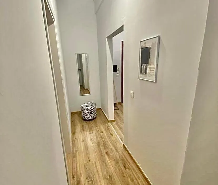 Comfortable Apartment In The City Center-1